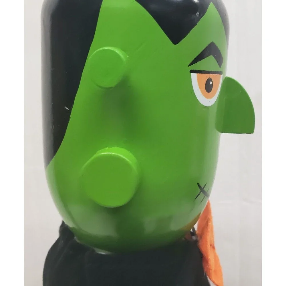 Wooden Halloween Nutcracker,15